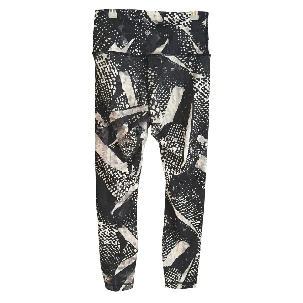 Lululemon‎ Wunder Under Pant III Static Mist White Black Size 6